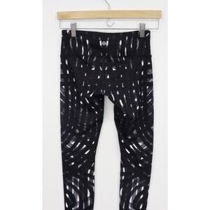 Lululemon Womens 4 Wunder Under Pant III Brush Stream Silver White Black Legging